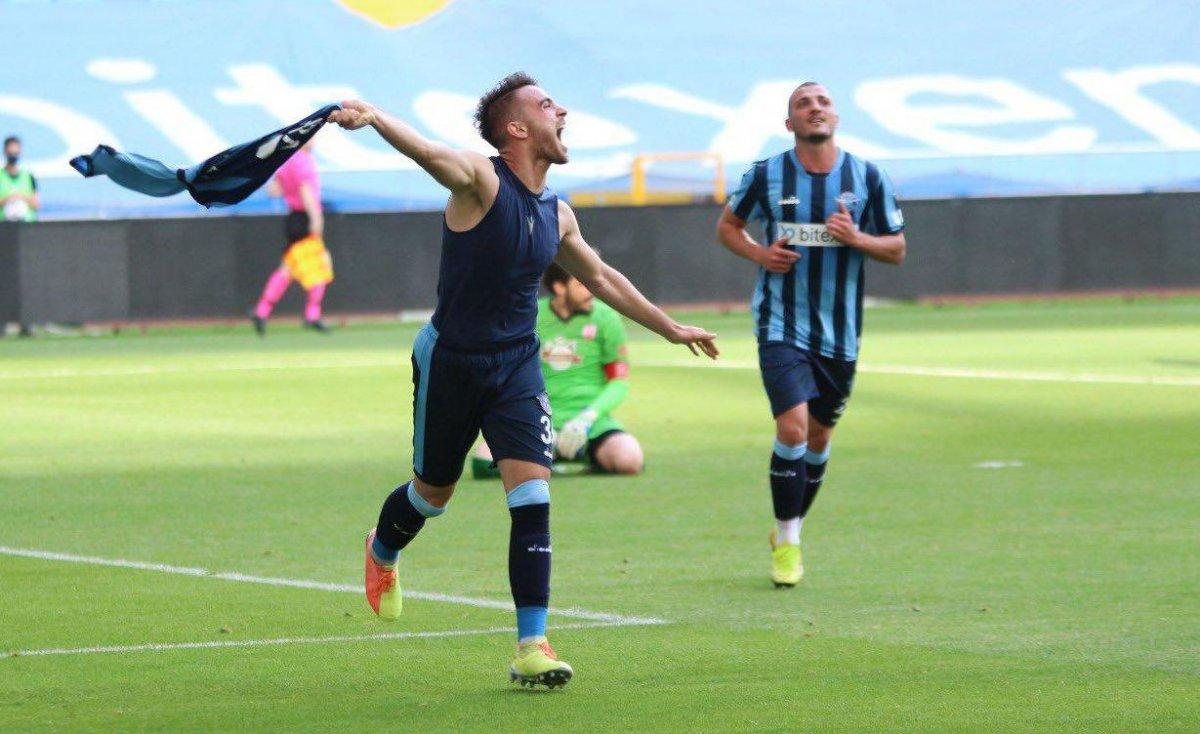 Yunus Akgün, Galatasaray'da kalabilir