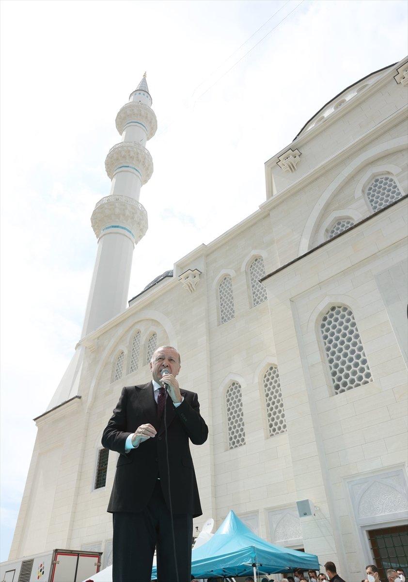 Cumhurbaşkanı Erdoğan, Zonguldak'ta Ziya Gökalp'in şiirini okudu