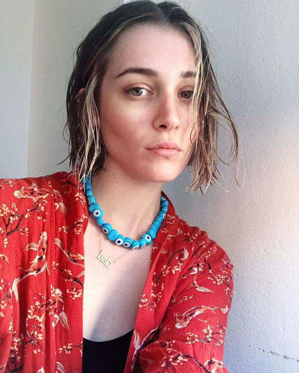 Deniz Işın: Tiyatro ile yasak aşk yaşıyordum