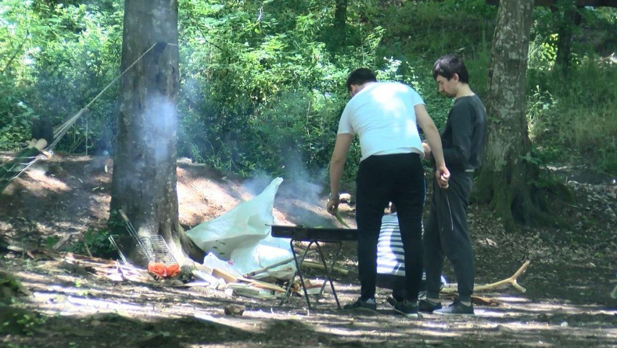 Belgrad Ormanı'nda kısıtlamasız ilk cumartesi yoğunluğu