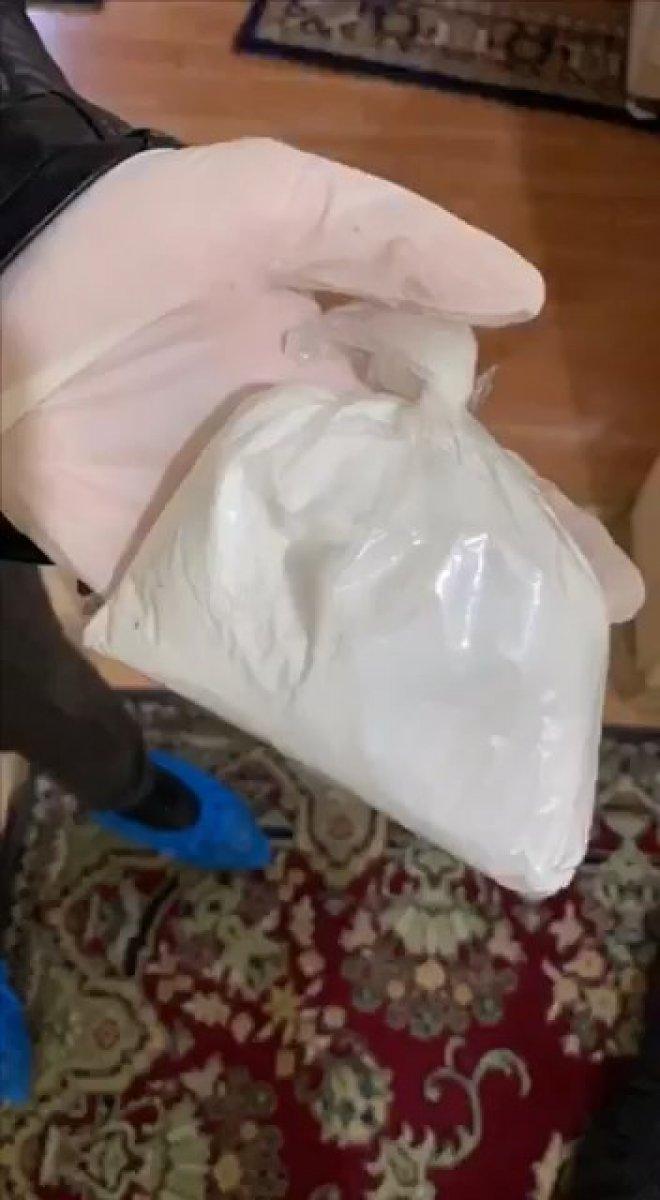 Ankara'da uyuşturucu kullandırarak fuhşa zorlayan çete çökertildi