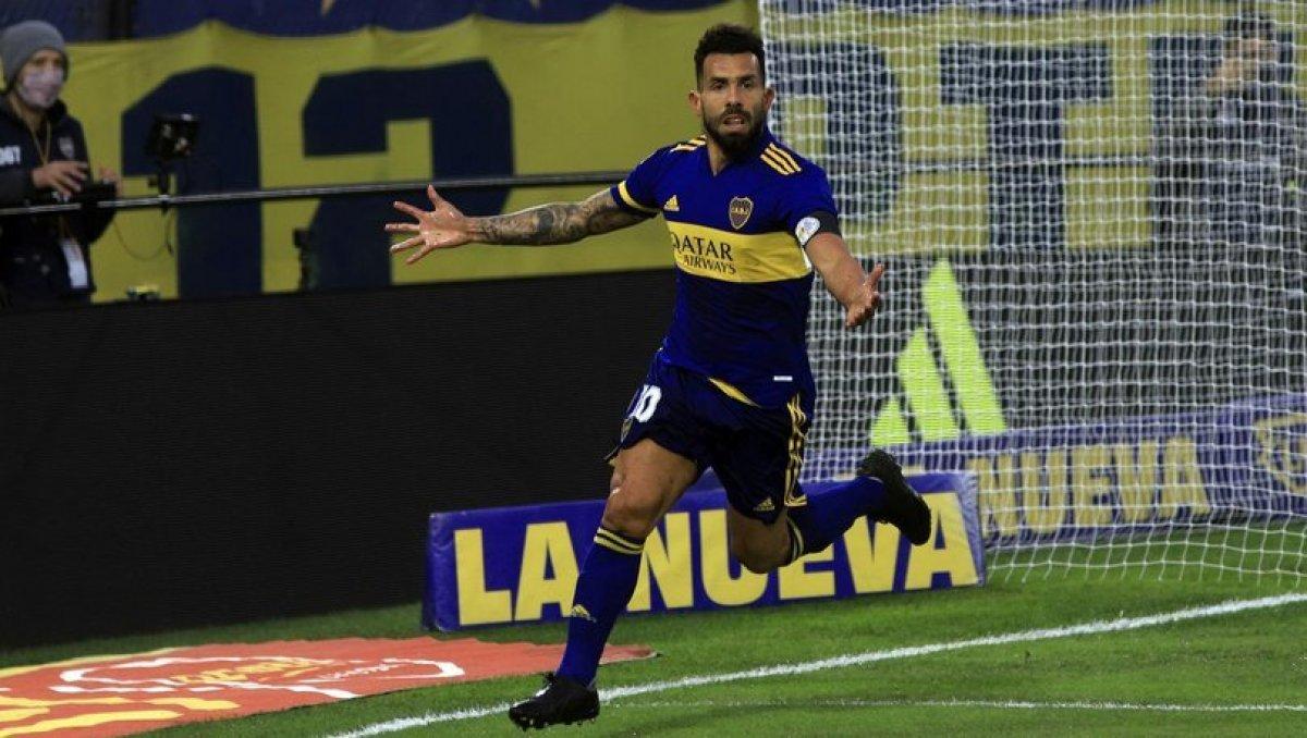 Carlos Tevez, Boca Juniors'tan ayrılıyor