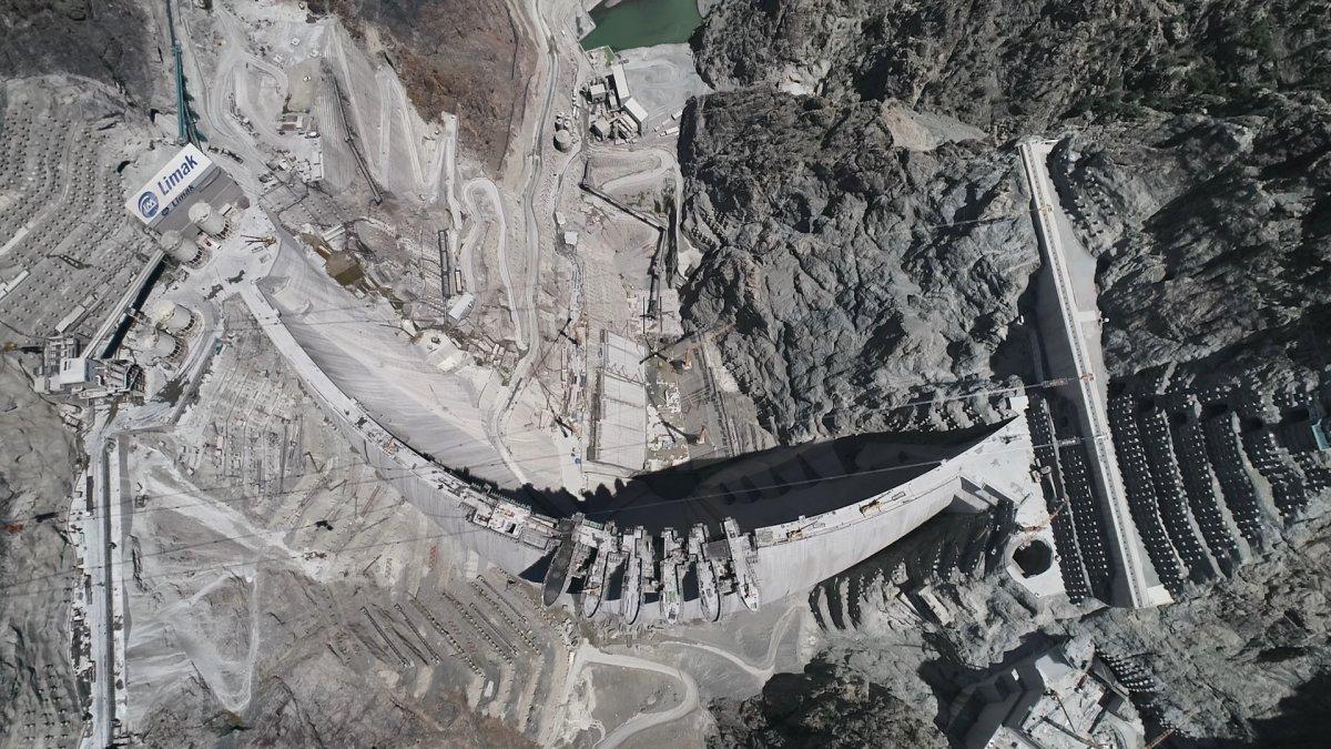 Yusufeli Barajı’nda aralık ayında su tutulmaya başlanacak