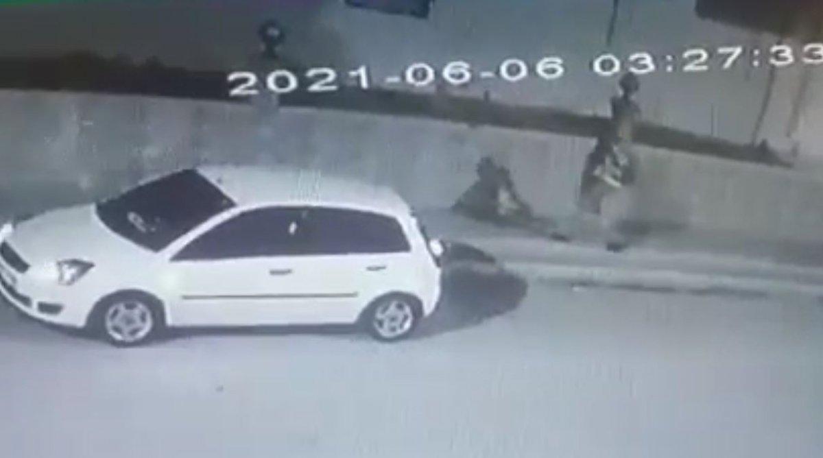 Antalya’da öten alarma aldırış etmeden hırsızlık yaptı