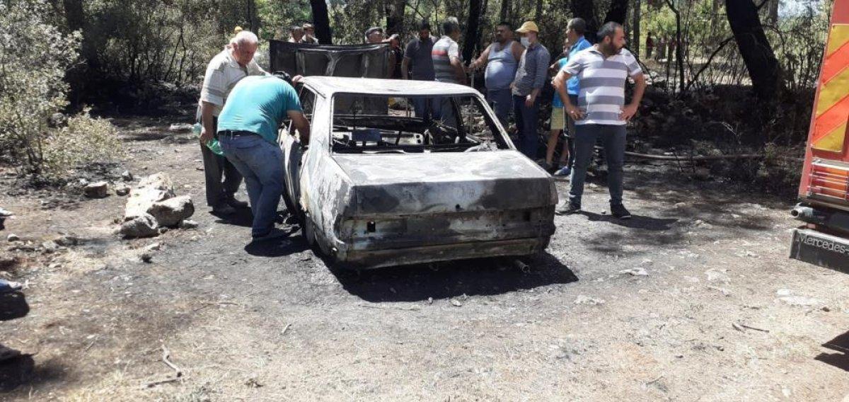 Muğla'da araç yangını ormana sıçradı
