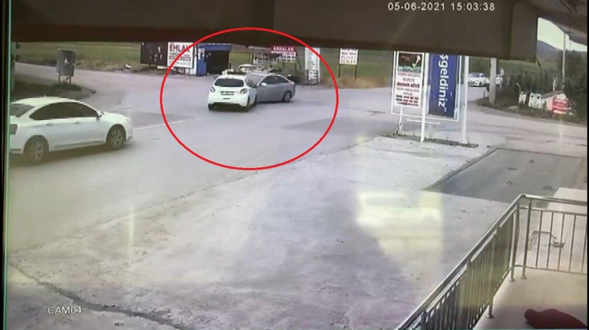 Ankara'da trafik kazası: 4 yaralı