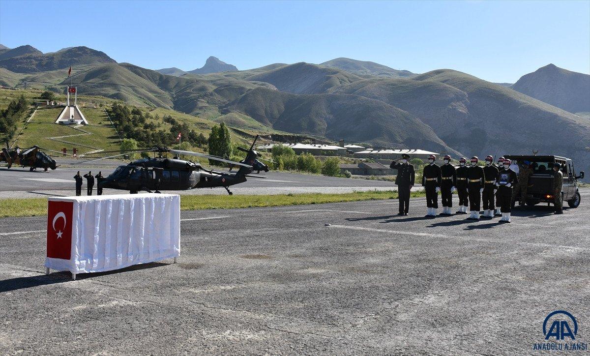 Irak'ın kuzeyinde şehit düşen Samet Şeker, memleketine uğurlandı