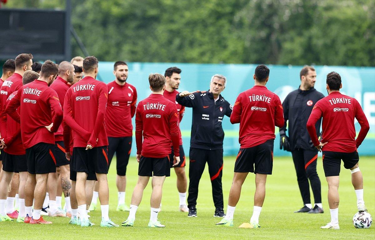 A Milli Futbol Takımı, Almanya'daki hazırlıklarını sürdürüyor