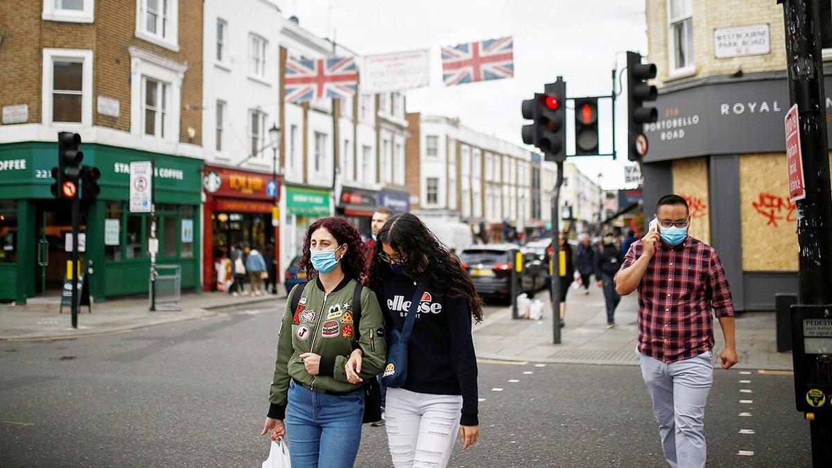 İngiltere'de son 24 saatte 5 bin 683 vaka