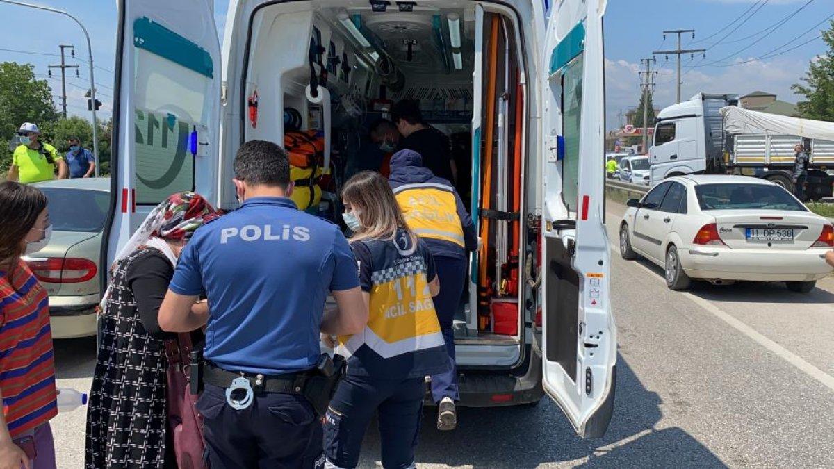 Düzce'de zincirleme kaza: 5 yaralı