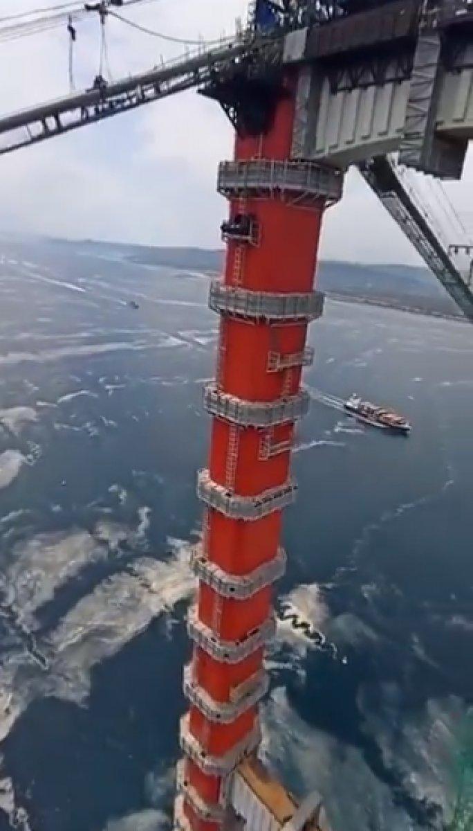 Marmara Denizi'ndeki müsilaj, Çanakkale 1915 Köprüsü'nden görüntülendi