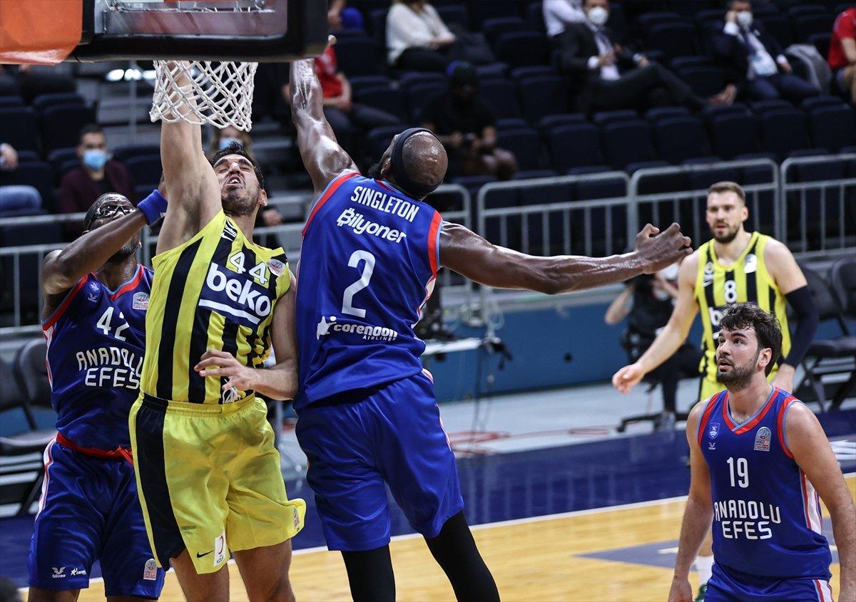 Anadolu Efes şampiyon oldu