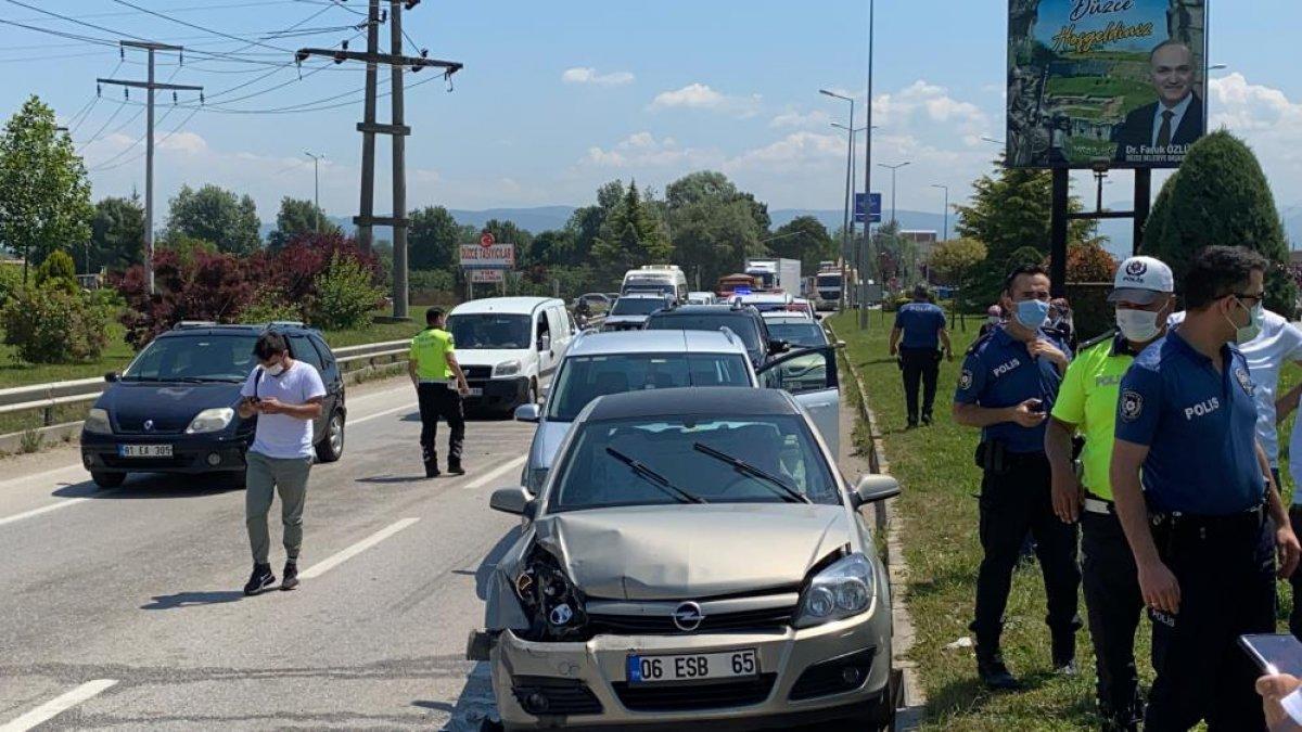 Düzce'de zincirleme kaza: 5 yaralı
