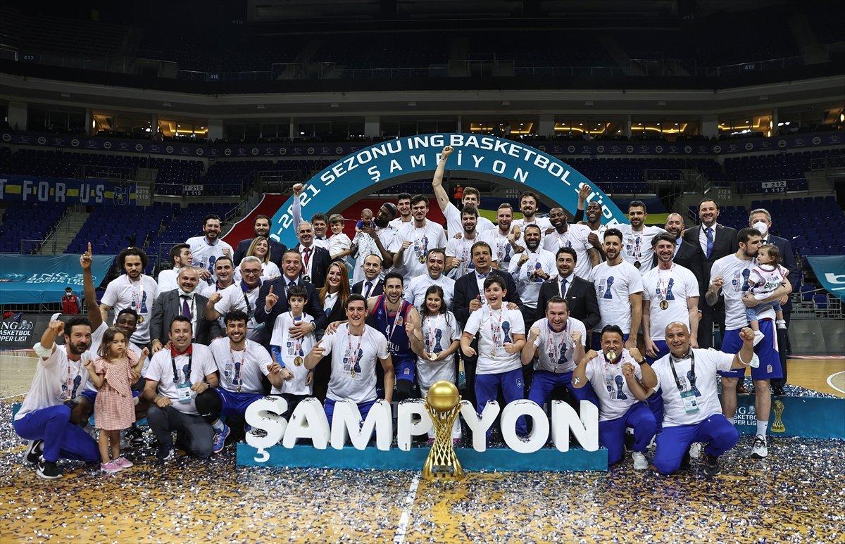 Cumhurbaşkanı Erdoğan'dan, şampiyon Anadolu Efes’e tebrik
