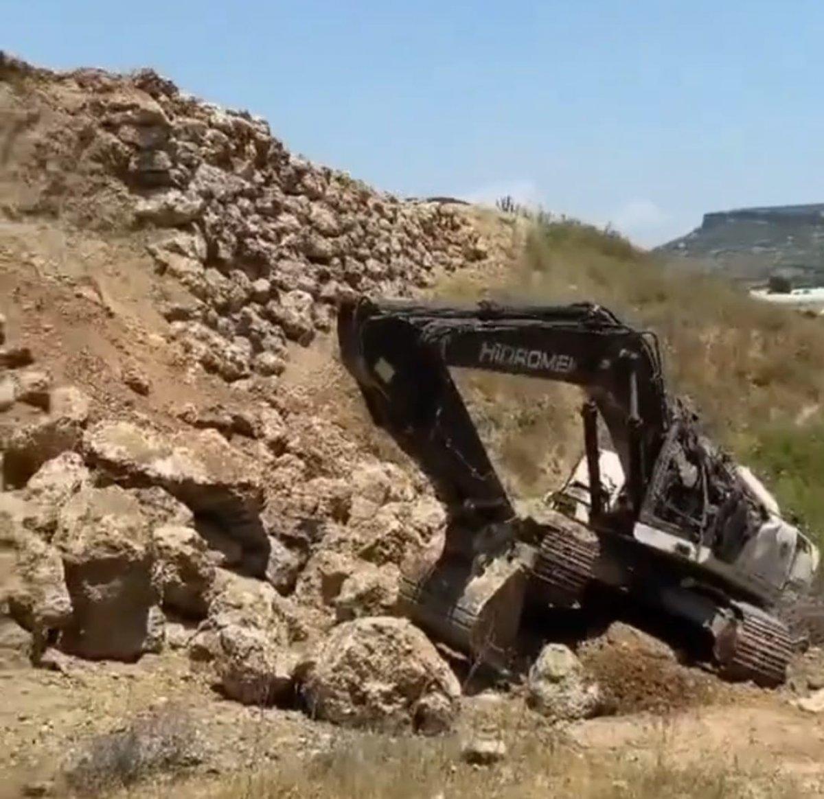 Antalya’da istinat duvarı yapımı sırasında toprak kaydı: 2 yaralı