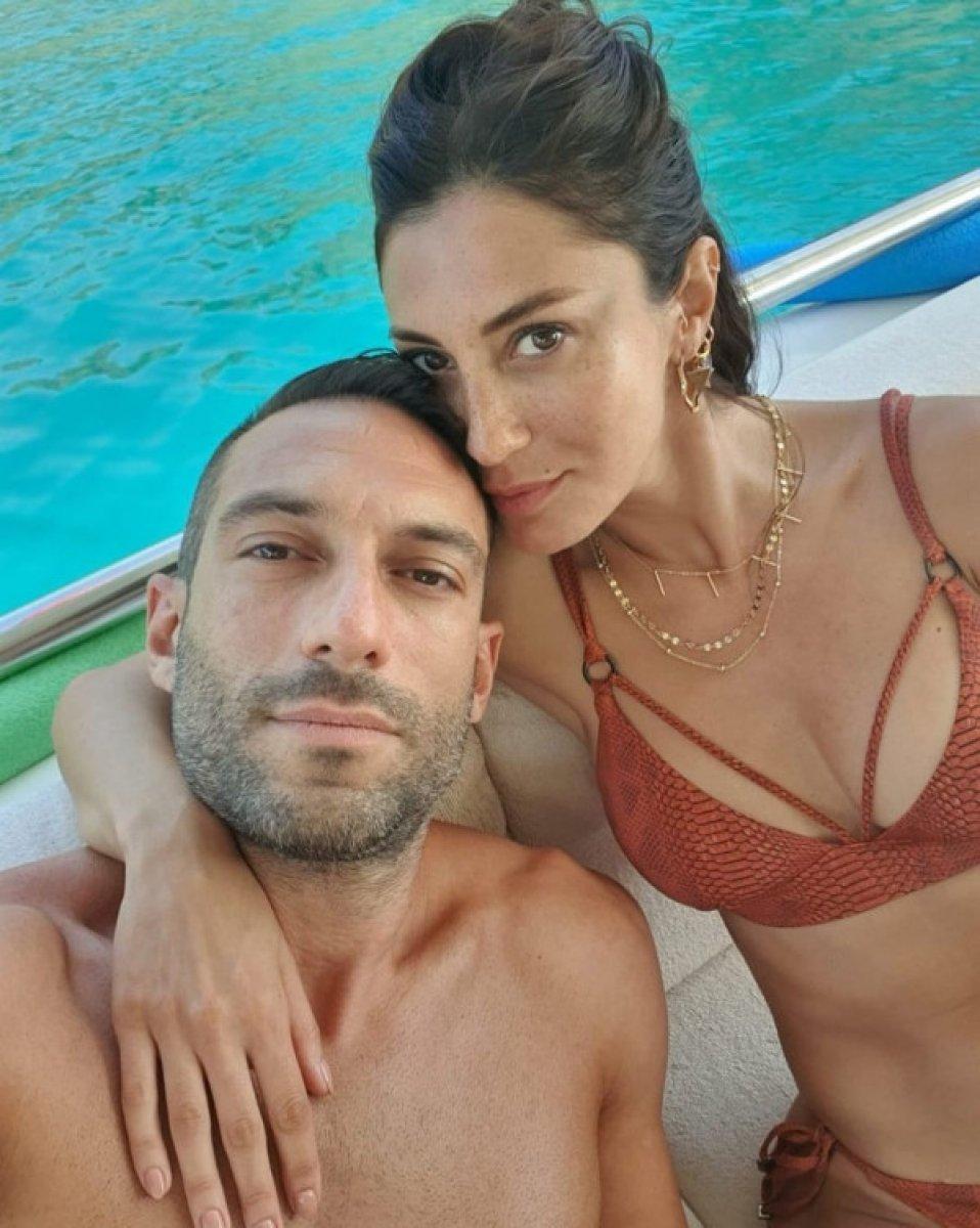 Merve Oflaz'dan sosyetik aşkına romantik kutlama