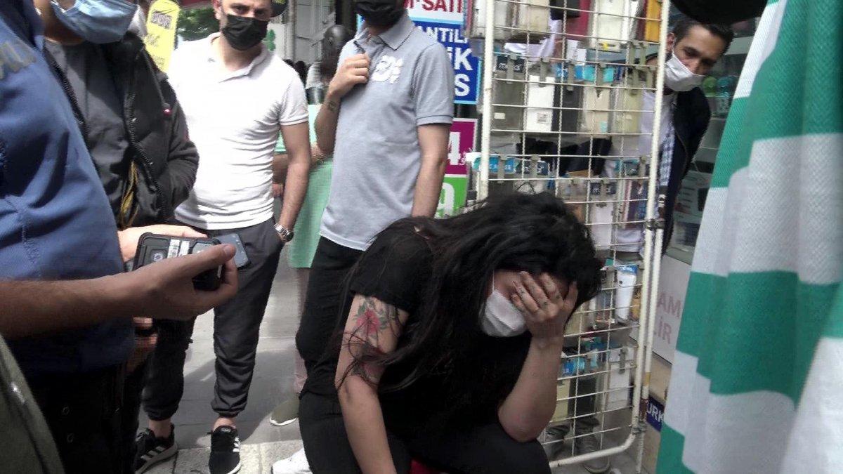 Avcılar'da birlikte yaşadığı kadını dövdü