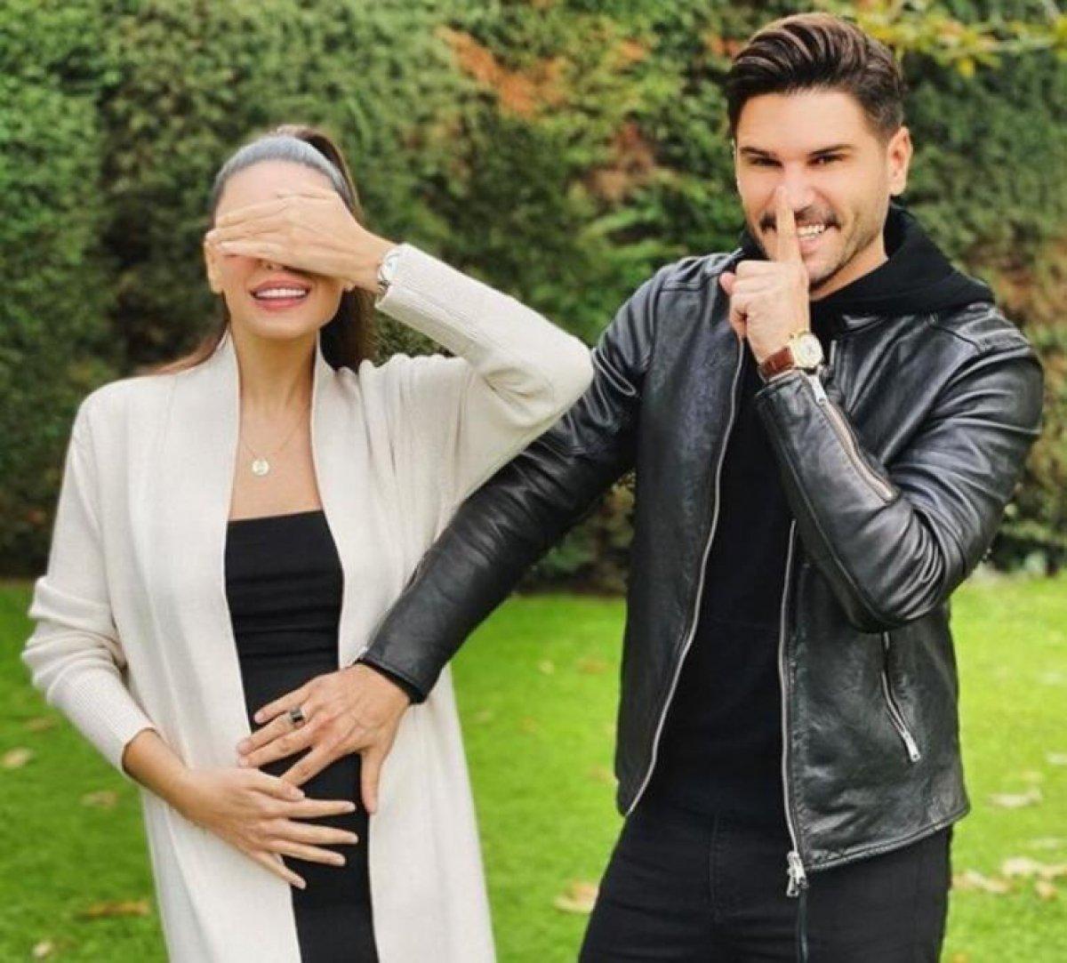 Tolgahan Sayışman ile Almeda Abazi'nin kızları doğdu