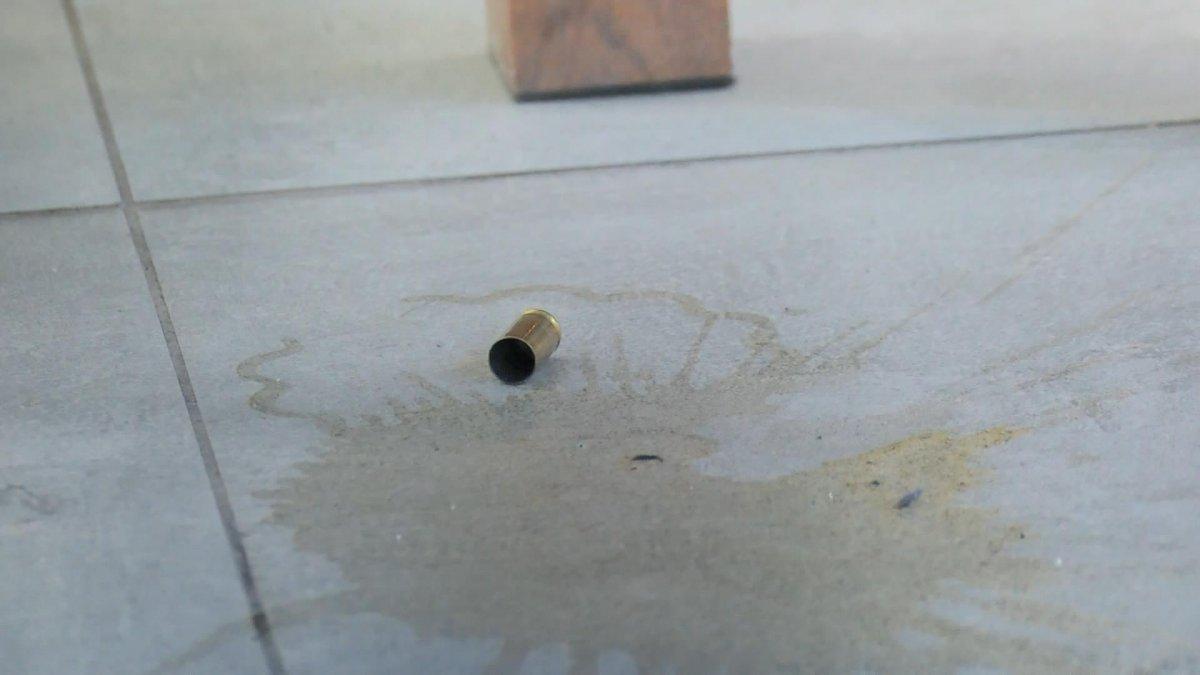 Esenyurt'ta kardeşini döven kişiyi vurdu