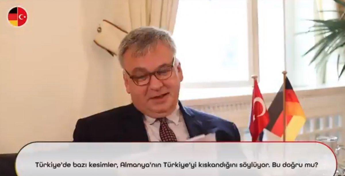 Almanya Büyükelçisi'ne Türkiye'yi kıskanıyor musunuz sorusu
