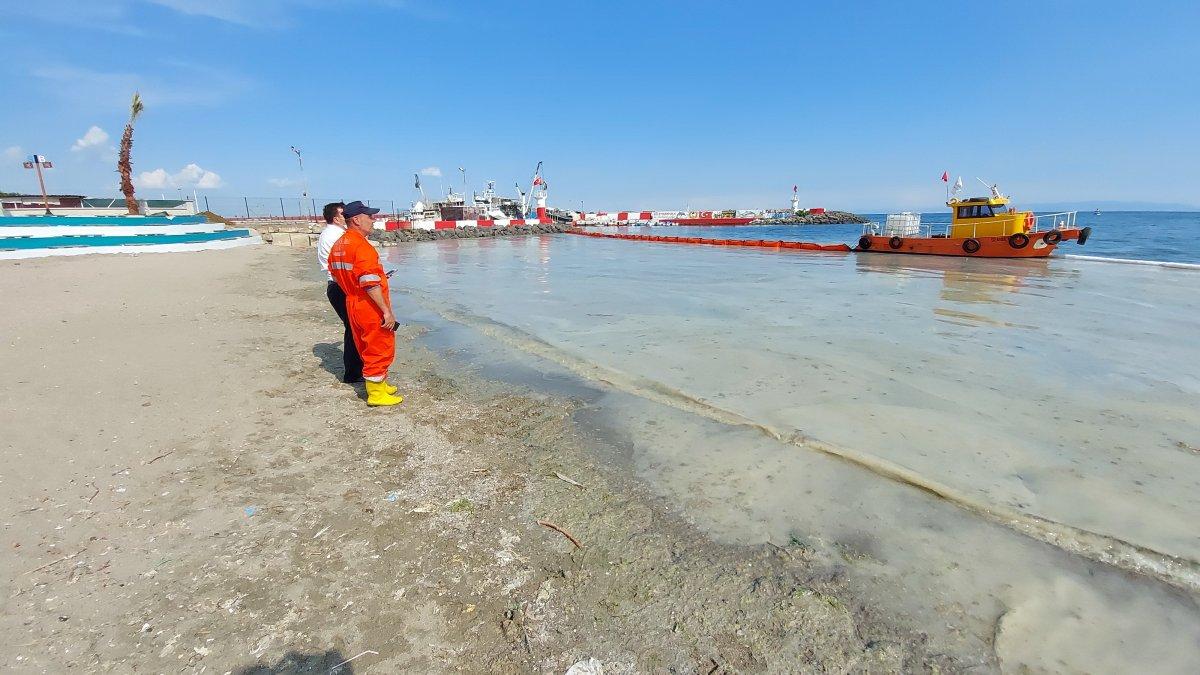 Tekirdağ’da 23 metreküp müsilaj toplandı