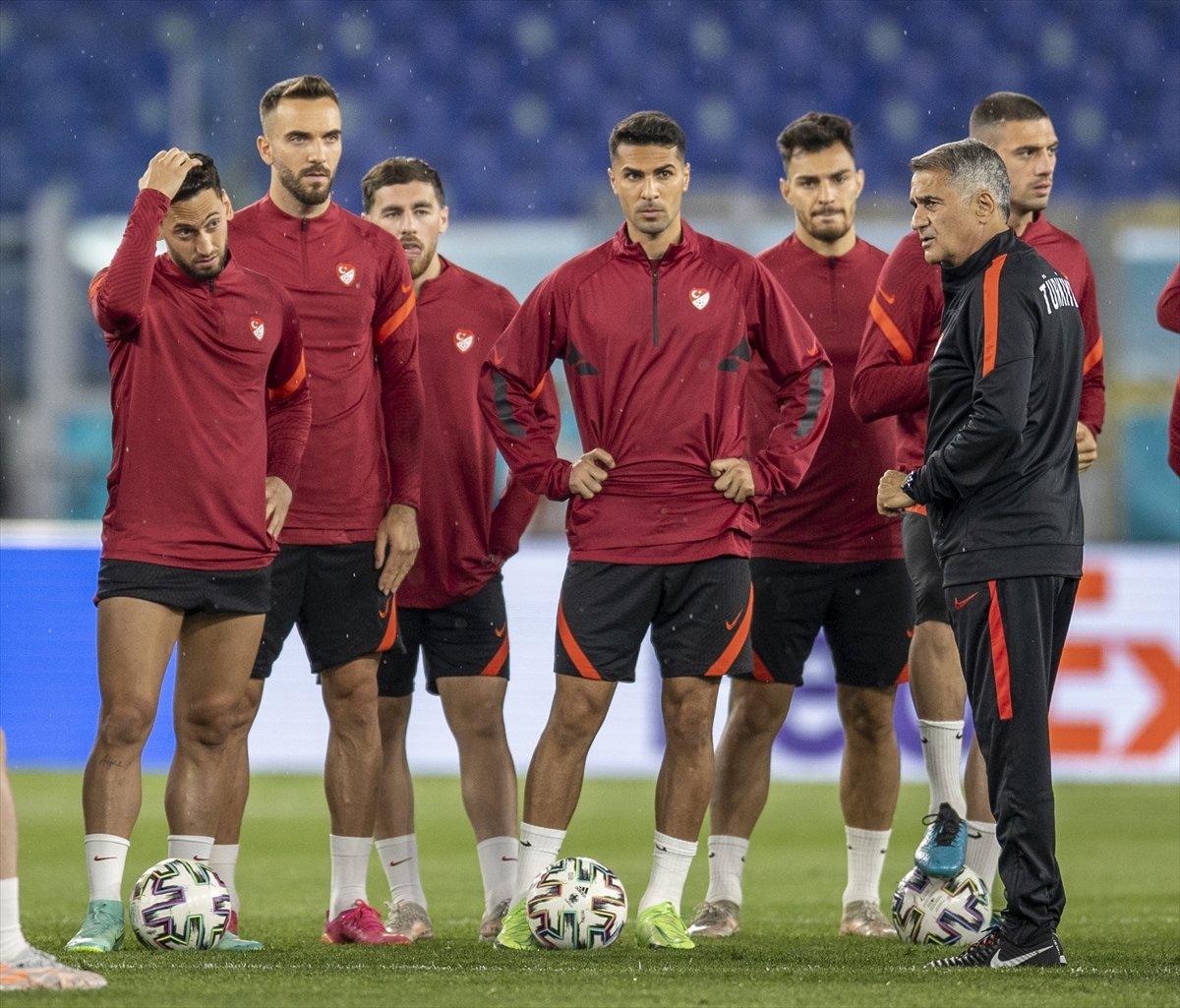 Milliler, İtalya maçı hazırlıklarını tamamladı