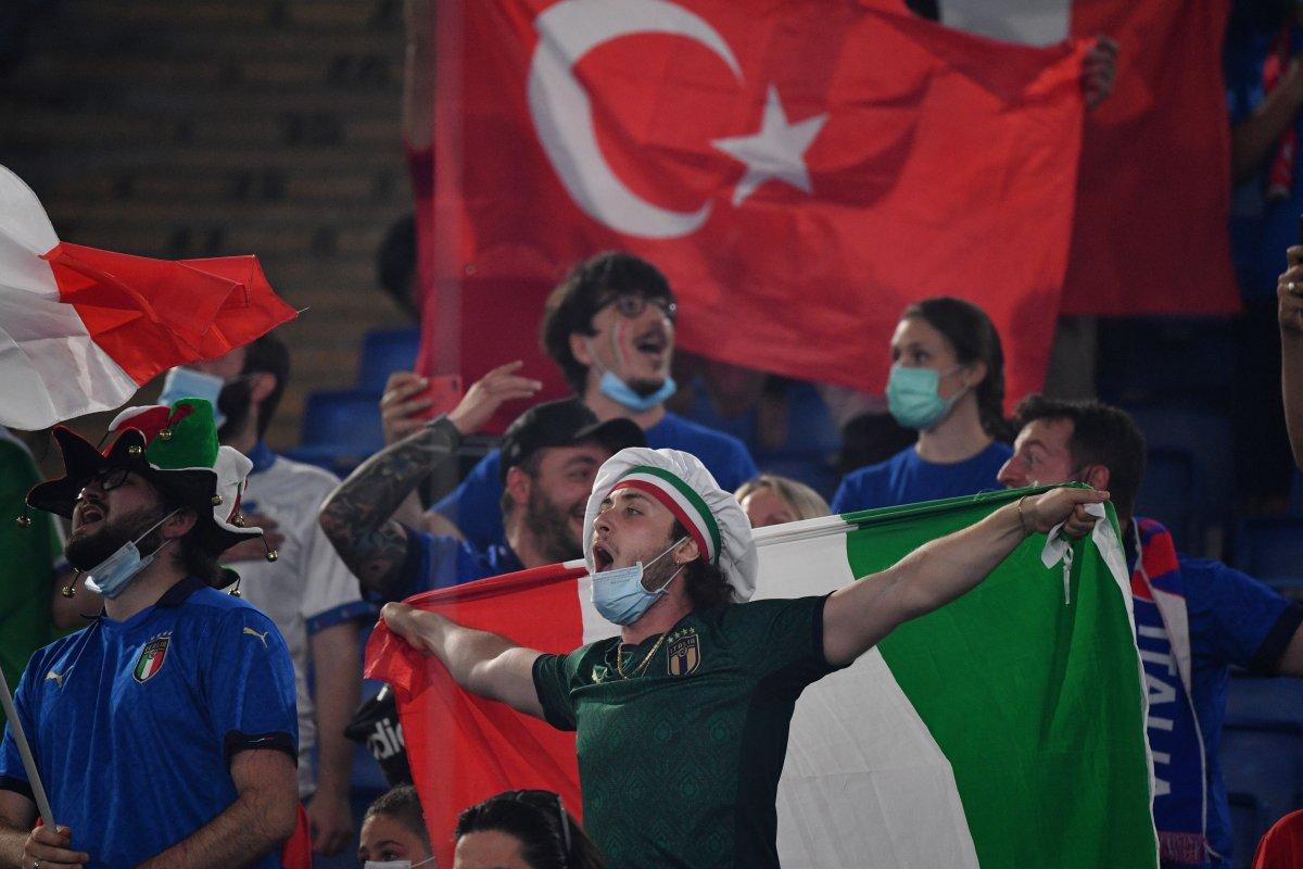 İtalya-Türkiye maçından renkli kareler