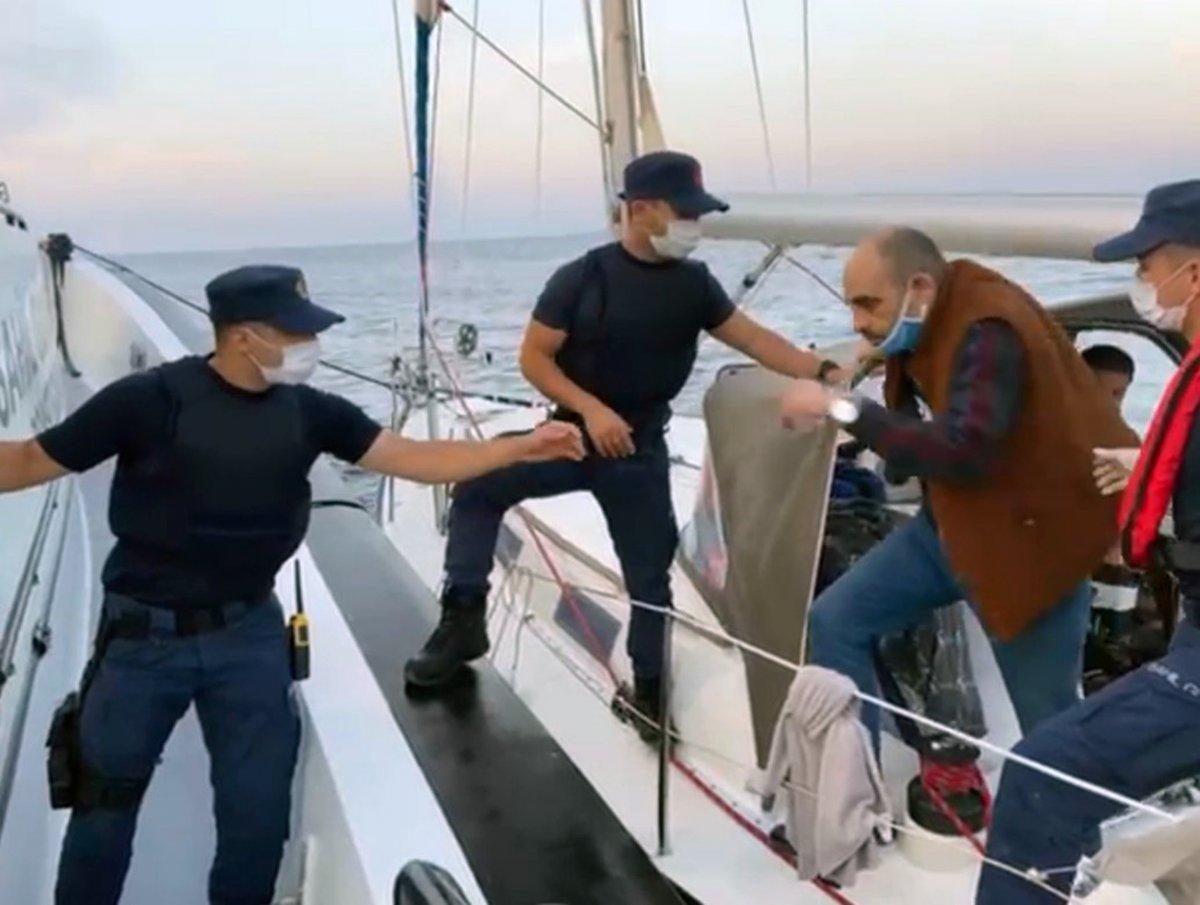 Muğla’da 107 düzensiz göçmen ve 4 göçmen kaçakçısı yakalandı