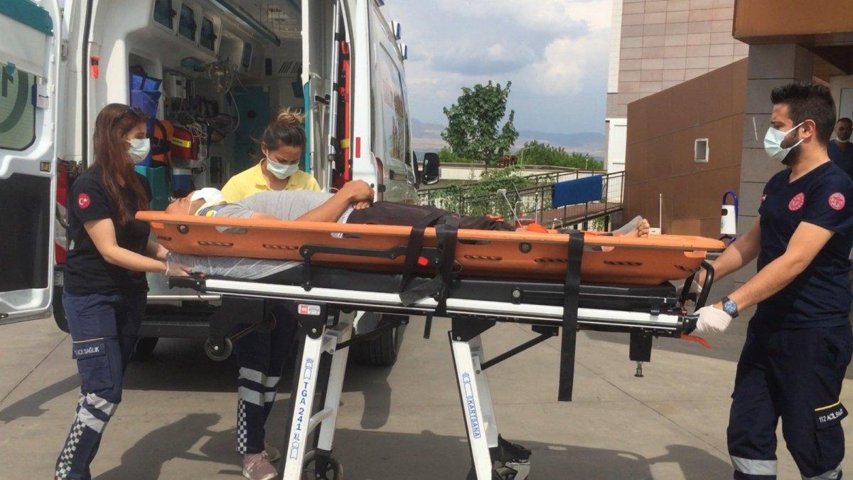 Manisa'da elektrik direklerini sayarken uçurumdan yuvarlandı