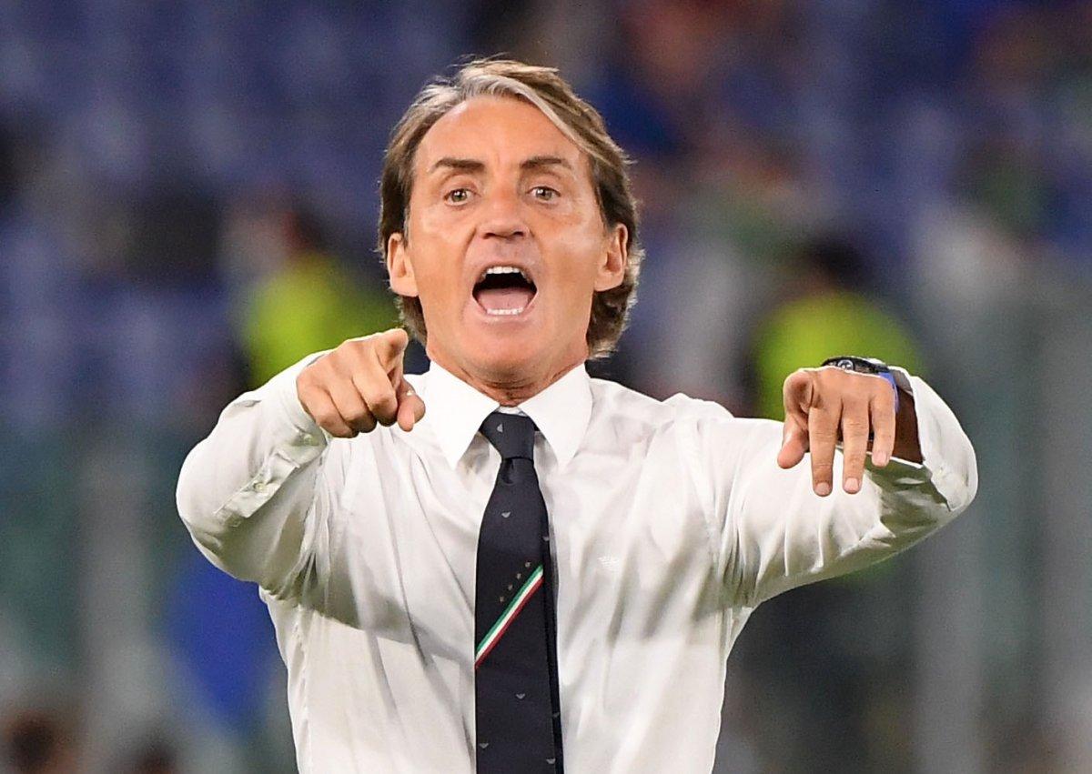 Mancini: Çok iyi oynadık, Türkiye'yi oynatmadık