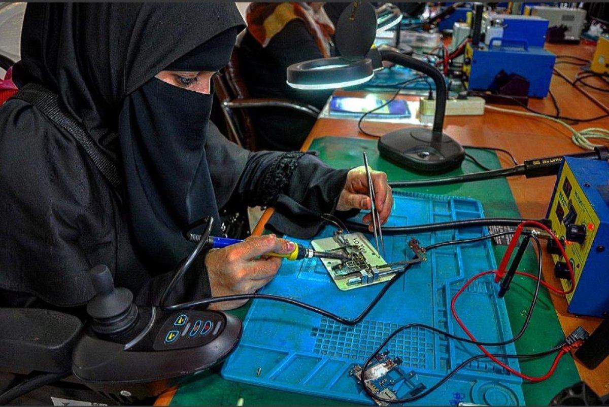 Suriyeli kadınlar, Türkiye'de hayata tutunmaya çalışıyor