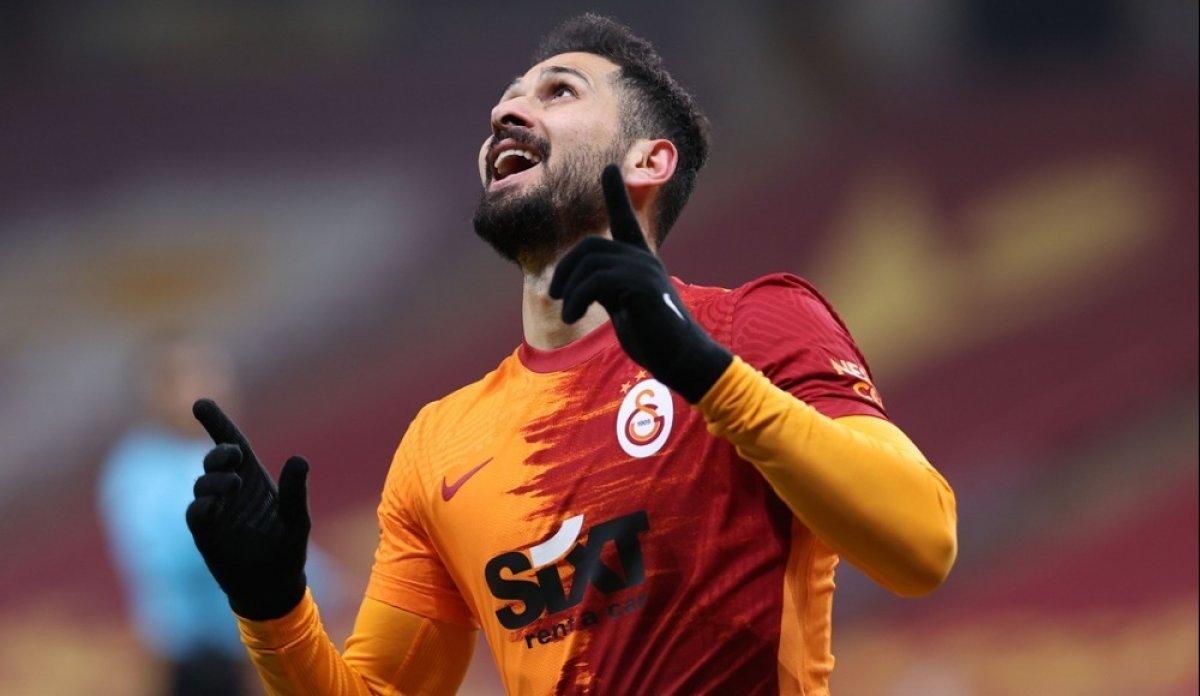 Galatasaray, Emre Akbaba ile anlaşma sağladı