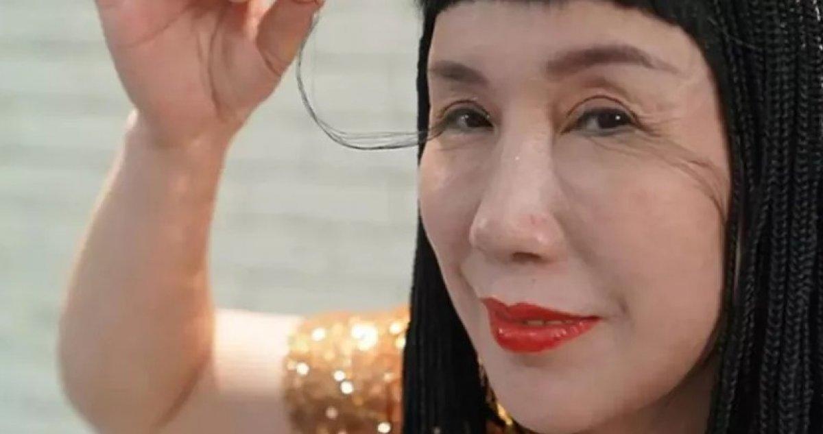 Çinli kadın kirpikleriyle ikinci kez dünya rekoru kırdı