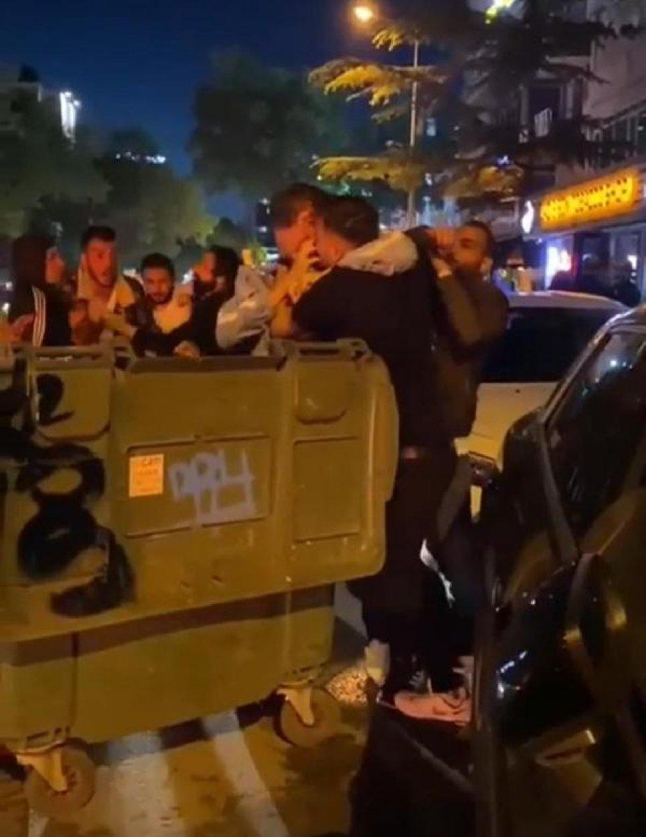 Ankara'da şişeli ve yumruklu kavga