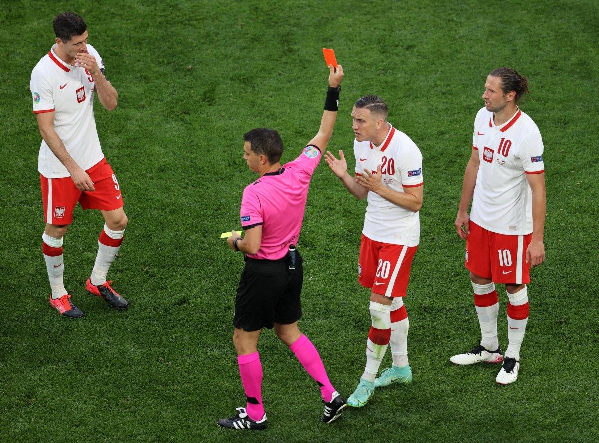 Slovakya, Polonya'yı 2 golle mağlup etti