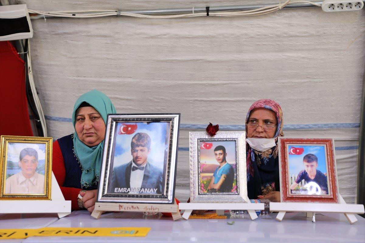 Diyarbakır anneleri: Çocuklarımızı bırakın