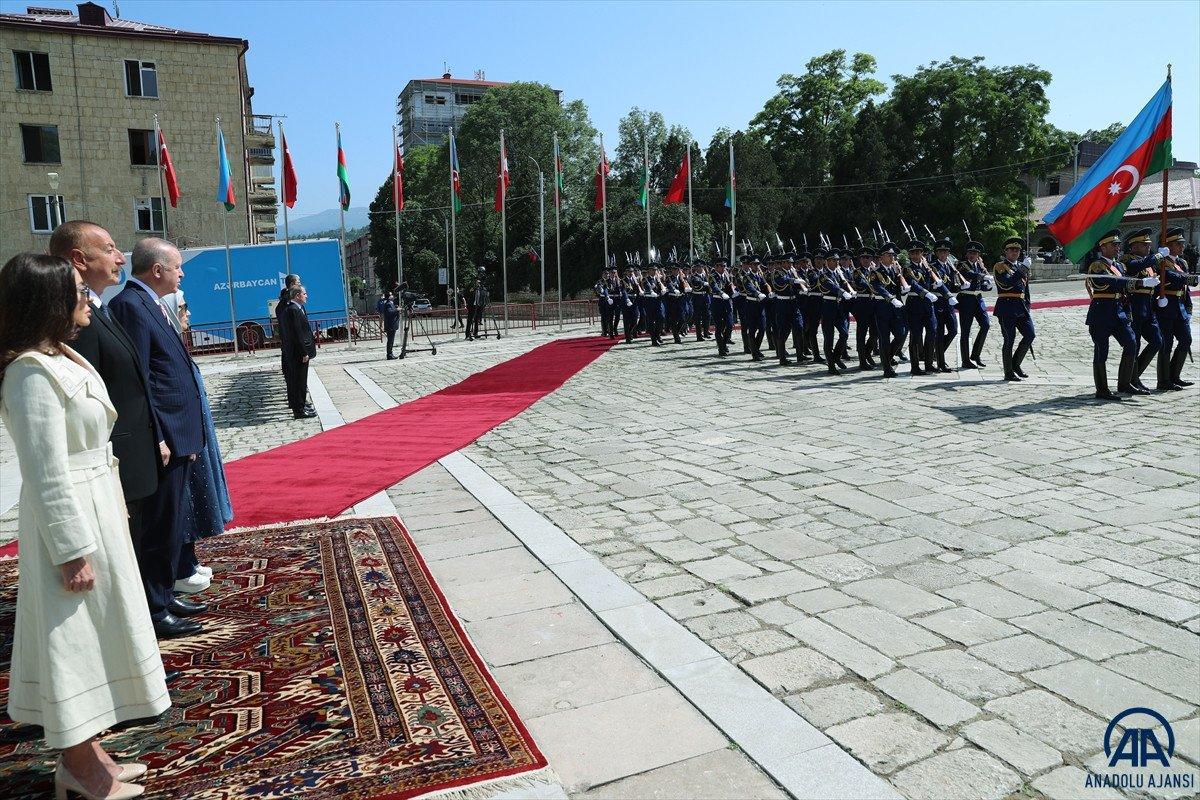 Cumhurbaşkanı Erdoğan ile Aliyev Şuşa’da