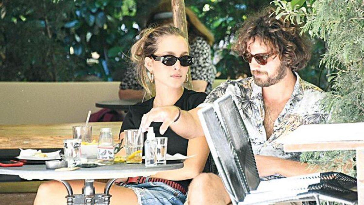 Eda Gürkaynak, Serkan Keskin ile Meriç Aral'ı paylaştı