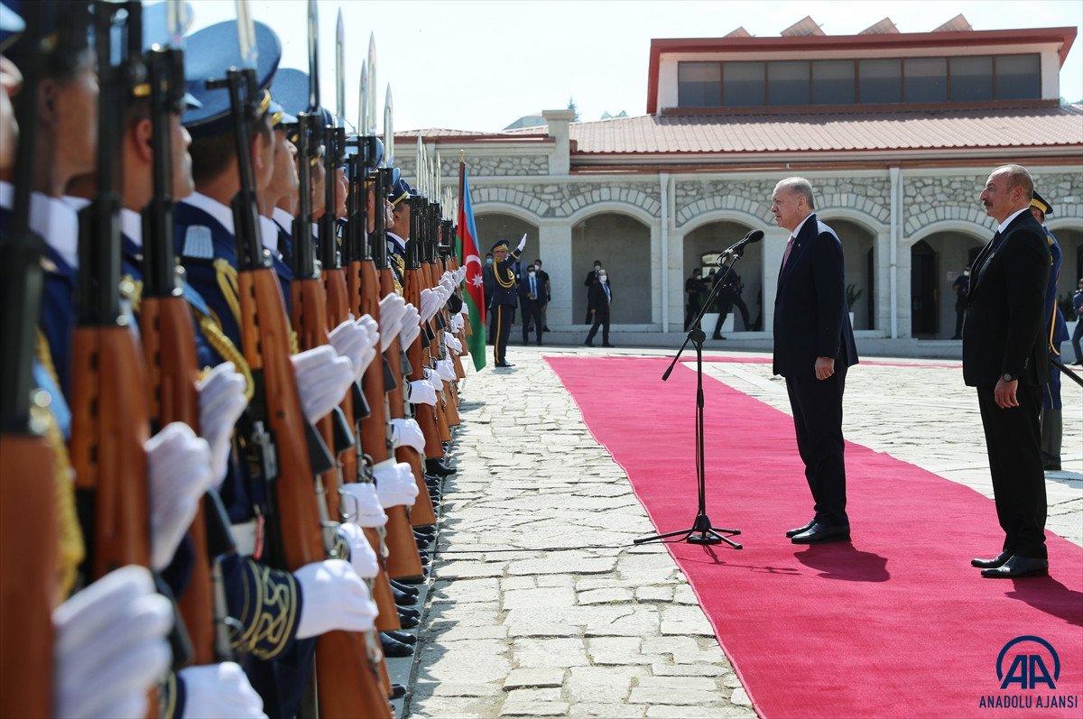 Cumhurbaşkanı Erdoğan ile Aliyev Şuşa’da