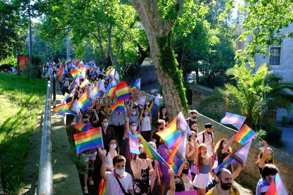 Boğaziçi Üniversitesi'nde LGBT yürüyüşü