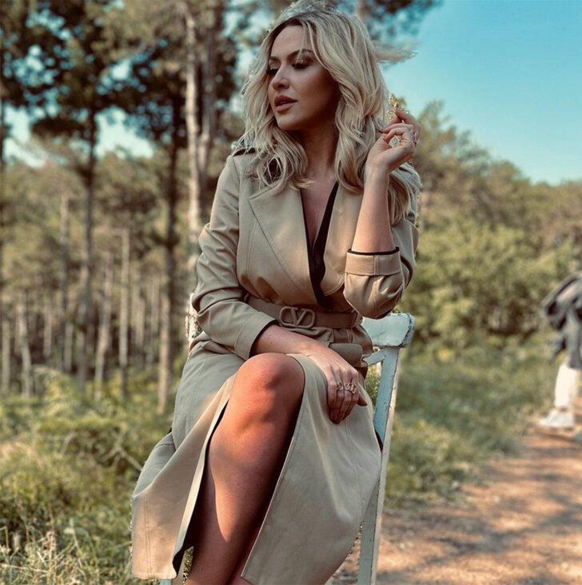 Hadise'den kafa karıştıran paylaşım