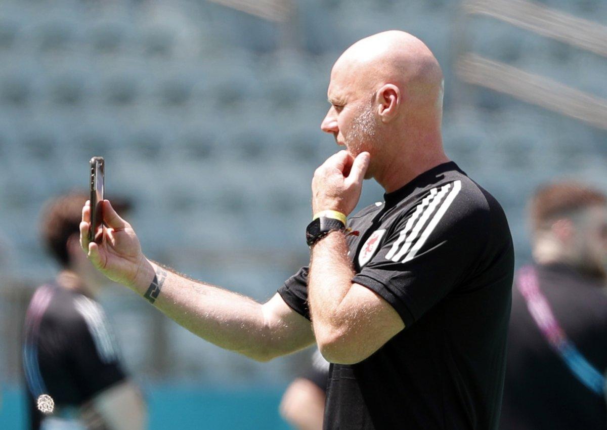 Galler Teknik Direktörü Page: Türkiye'yi 5-0 da yenebilirdik