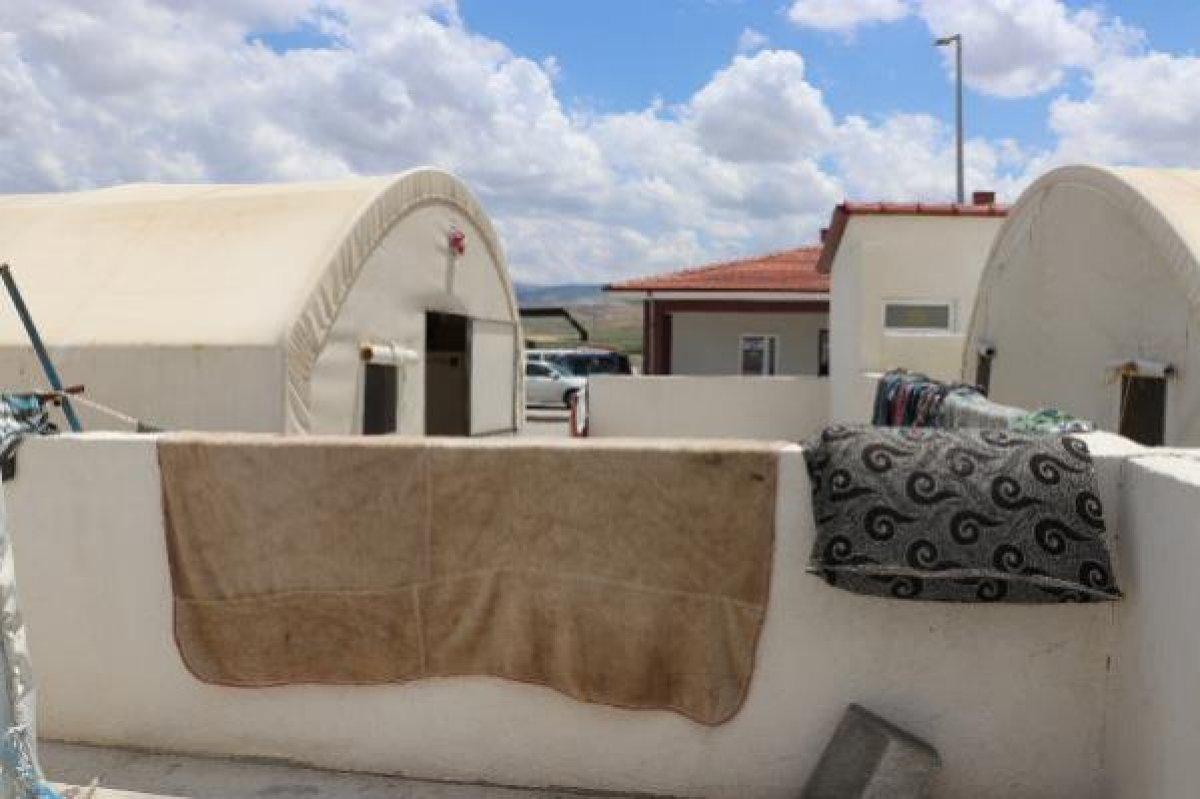 Mevsimlik tarım işçileri için modern yerleşim alanı yapıldı