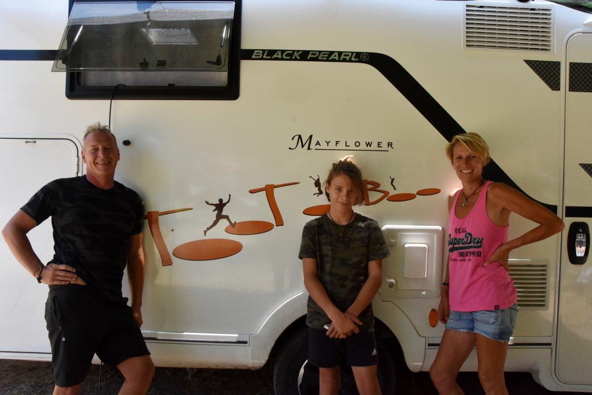 Karavanla dünya turuna çıkan Fransız aile, Türkiye'ye hayran kaldı