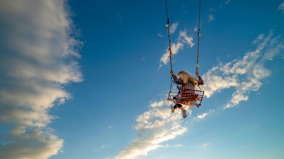 Bulutların üzerindeki Huser Yaylası'nın büyüleyen güzelliği