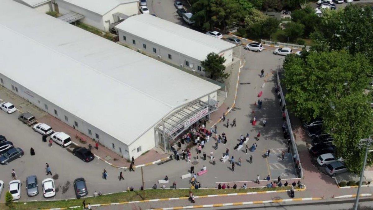 Kartal'da aşı yoğunluğu drone ile görüntülendi