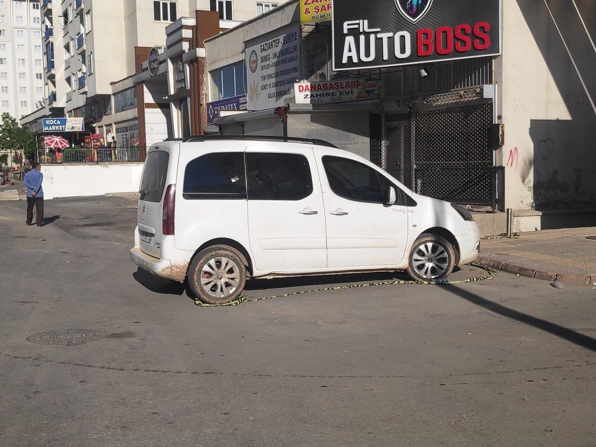Gaziantep'te intihardan vazgeçirmeye çalıştığı şahıs tarafından öldürüldü
