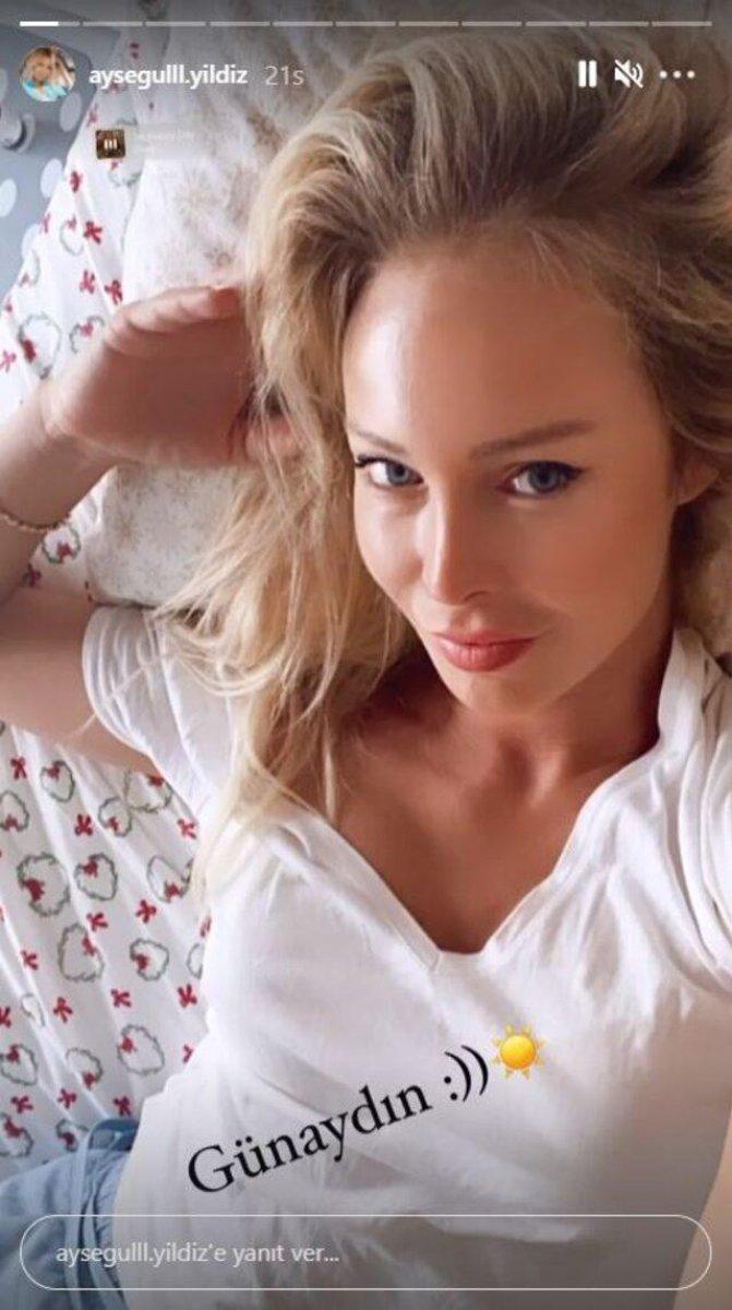 Ayşegül Yıldız'dan yatak pozu