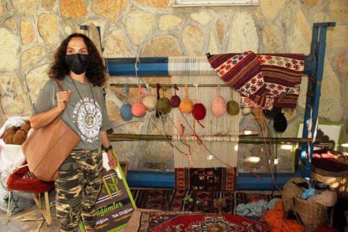 Sertab Erener, köye yerleşti