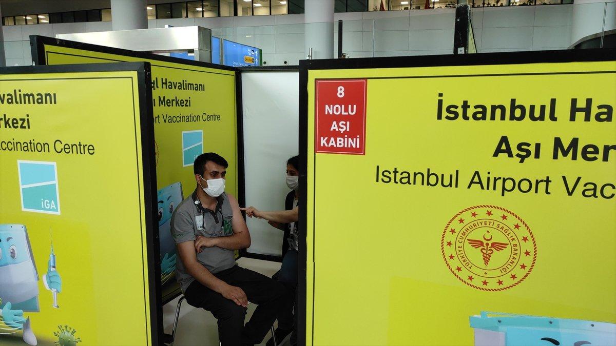 İstanbul Havalimanı'nda aşı merkezi hizmete açıldı